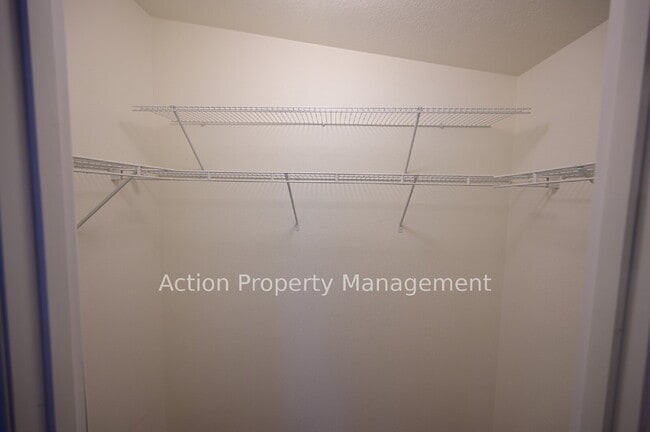 Building Photo - 3 bed 2 bath home in Monterra, a 55+ community between Sequim and Port Angeles