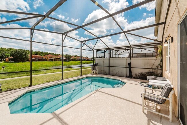 Building Photo - 851 Las Fuentes Dr