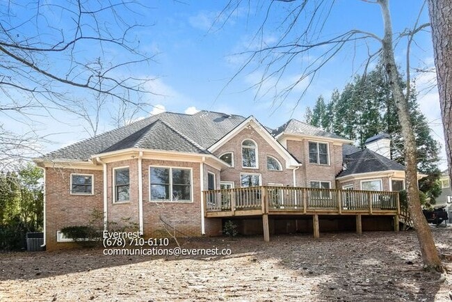 Building Photo - Experience Luxury Living in a Premier Gate...