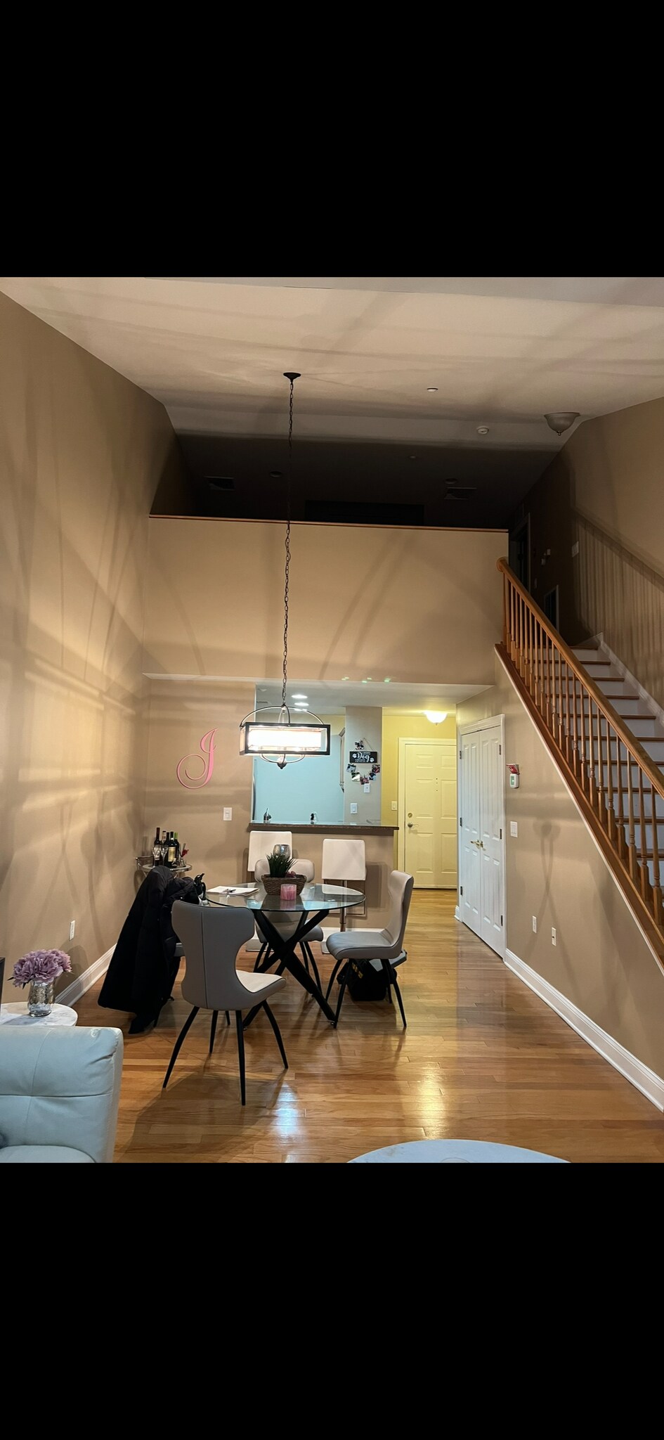 Building Photo - 1402 Round Pointe Dr