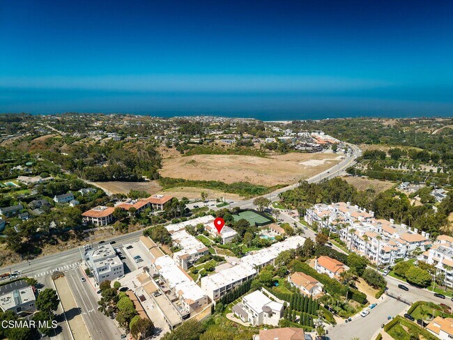 Building Photo - 6482 Cavalleri Rd