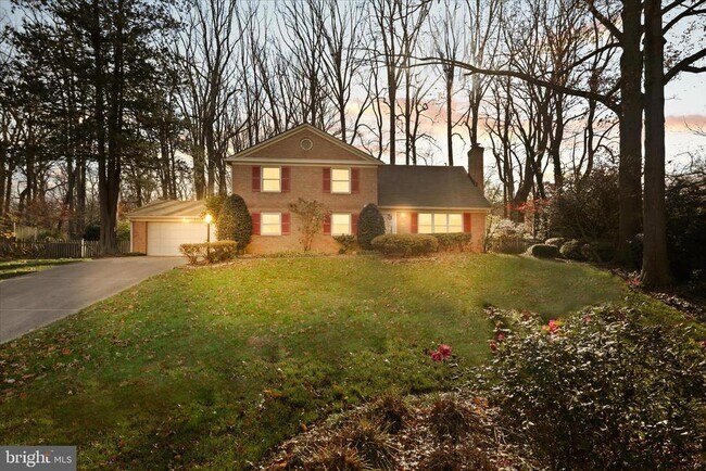 Building Photo - 6543 Cedarwood Ct