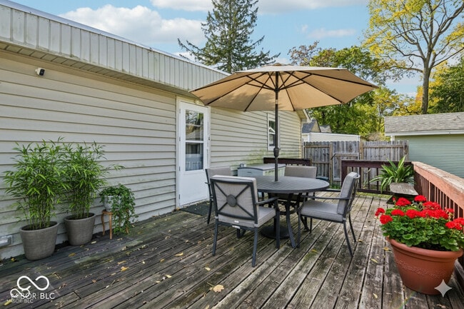 Building Photo - 1920 E 67th St