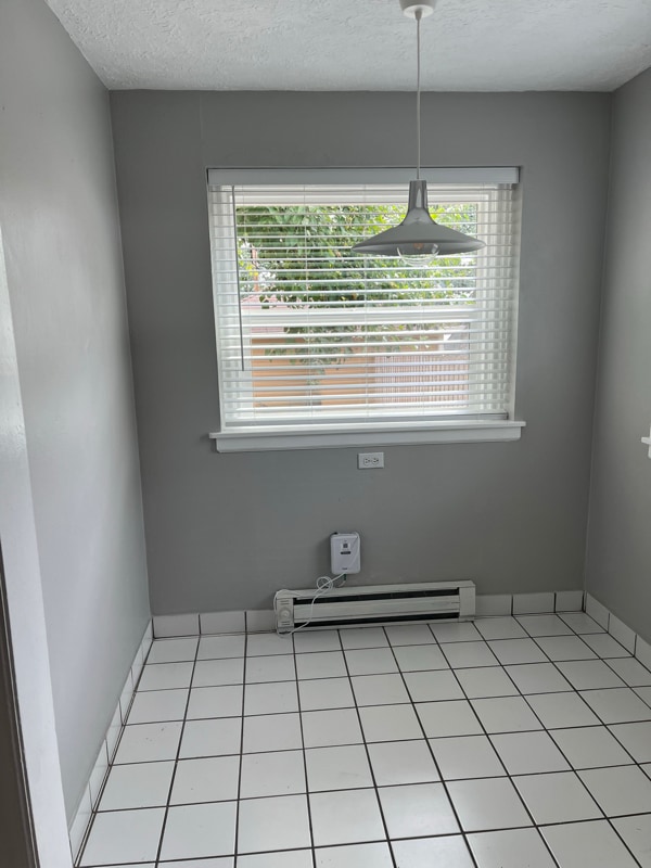 Building Photo - 670 E Fairfield St