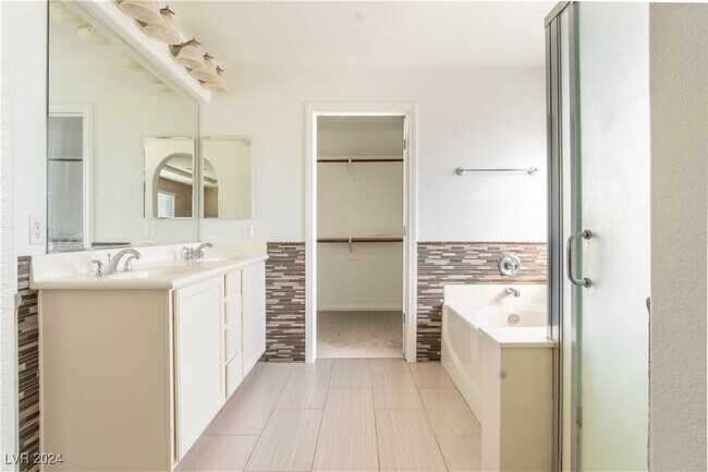 Building Photo - 8911 Skyline Peak Ct