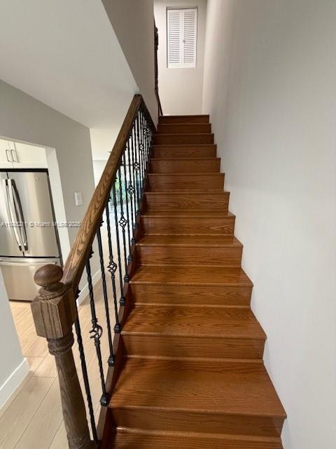 Building Photo - 101 NE 8th Ave