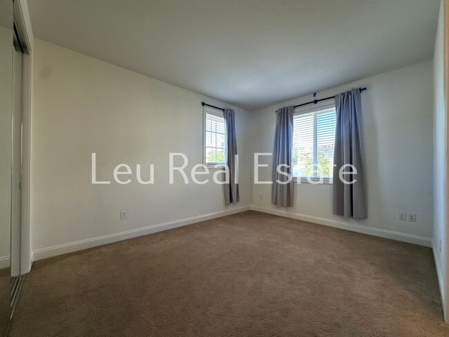Building Photo - 2630 Giorno Way