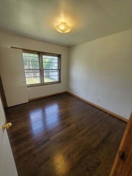 Building Photo - 3614 W Marion St