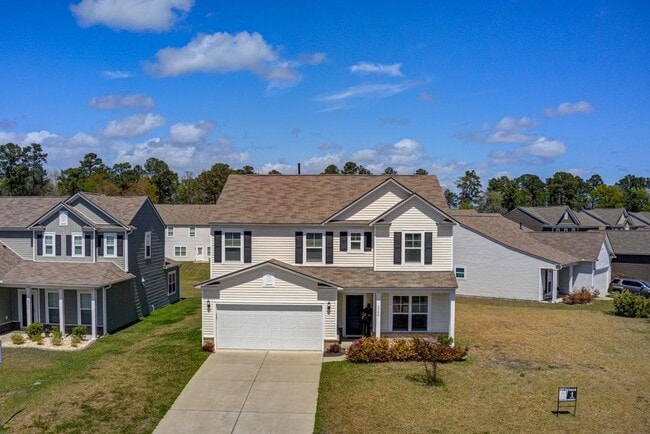 Building Photo - 5700 Redgum Dr