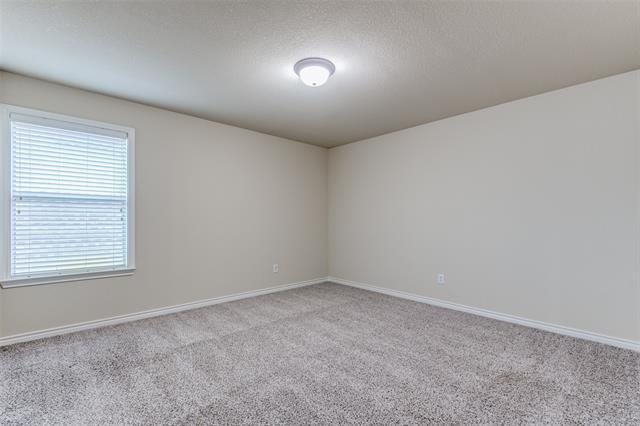 Building Photo - 11233 Seguin Dr