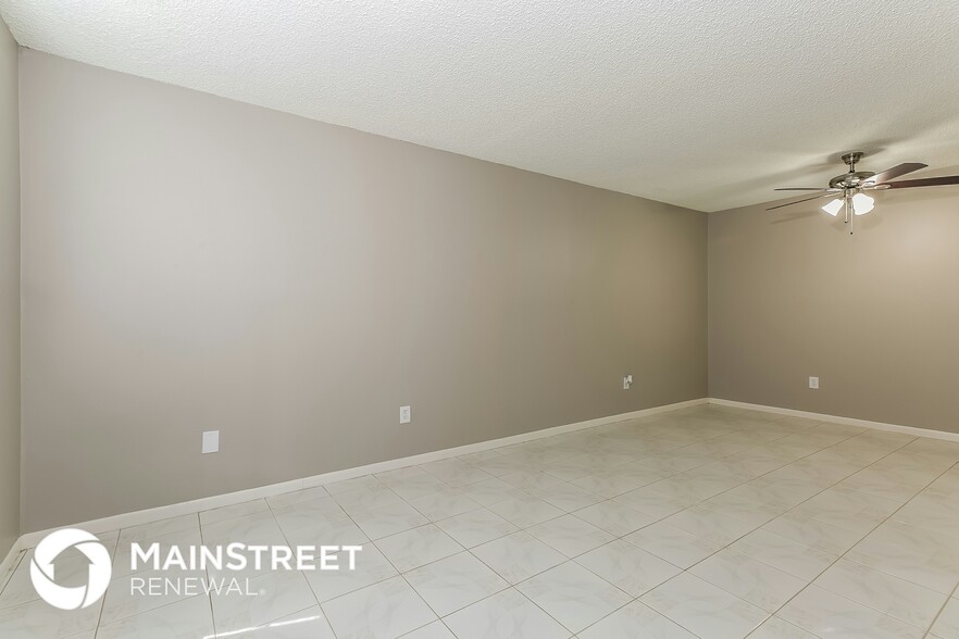 Building Photo - 5940 S Rue Rd