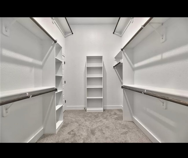 Building Photo - 17205 W 197th St