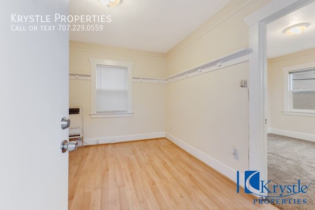 Building Photo - 1117 Sutter St