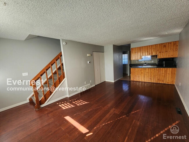 Building Photo - 8119 W 54th Pl