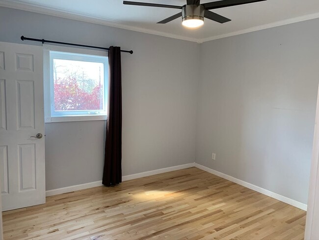 Building Photo - The Eagle Tower