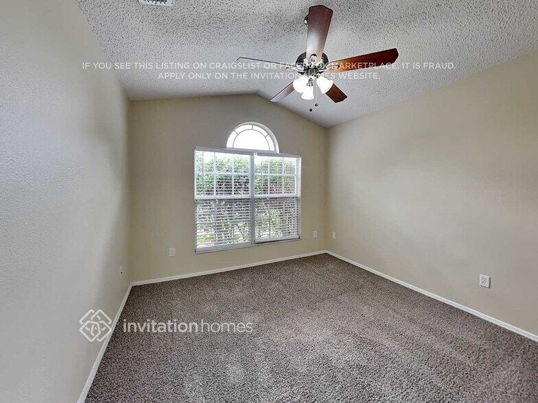 Building Photo - 1067 Sugarberry Trail