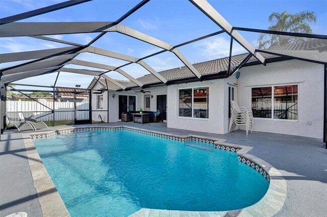 Building Photo - 7909 NW 19th St