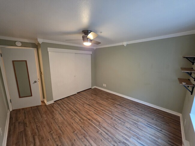 Building Photo - 2901 MacArthur Blvd