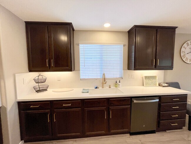 Building Photo - Long Term - Pristine 3 Bedroom Family Home @ Terra Lago in Indio