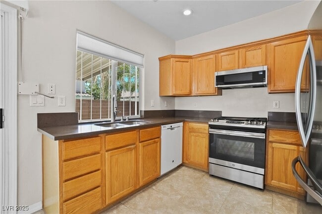 Building Photo - 8551 Stone Mill Way