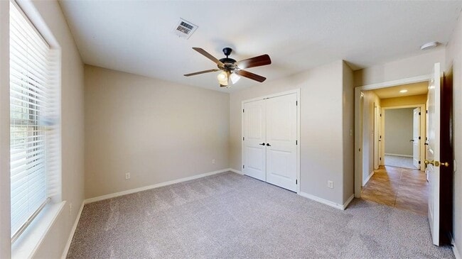 Building Photo - 454 Chimney Hill Dr