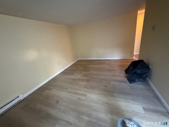 Building Photo - 184 Burgundy Hill Ln