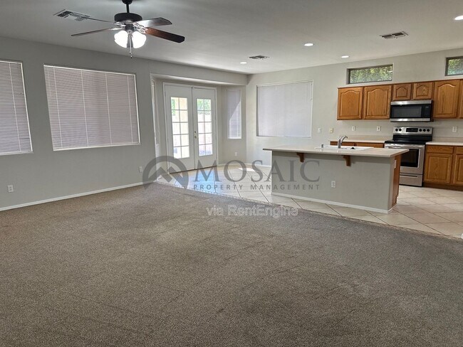 Building Photo - 121 W Birchwood Pl