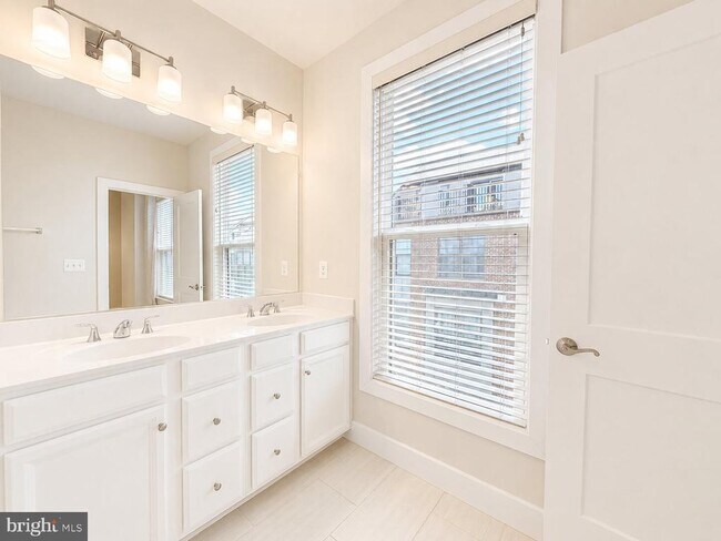 Building Photo - 2383 Liberty Lp