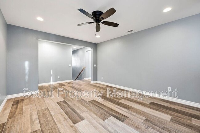 Building Photo - 27427 Lock Haven Ct