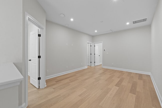 Building Photo - 253 Murray Grey Ln