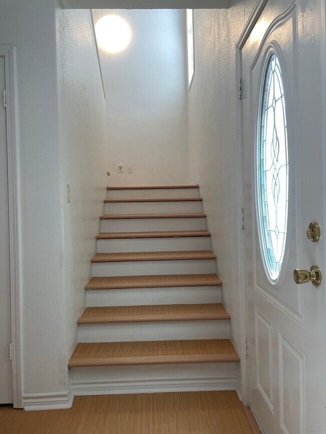 Building Photo - 4029 Heatherbrook Ct