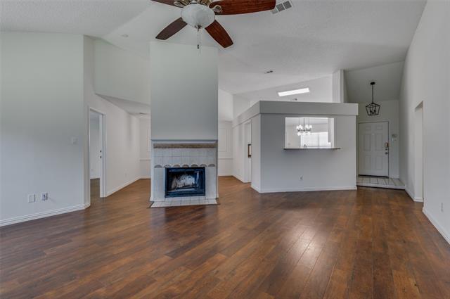 Building Photo - 1940 Helen Ln