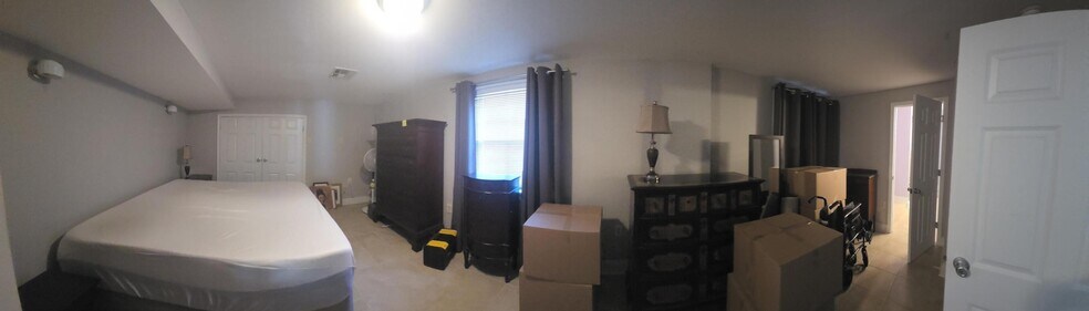 Building Photo - 4422 Walmsley Ave