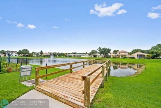 Building Photo - 122 Seminole Lakes Dr