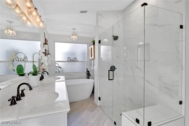 Building Photo - 1151 Jardin Dr