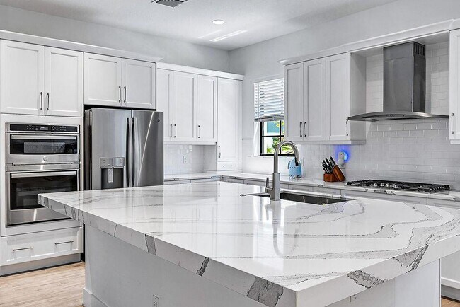 Building Photo - 5256 Beckman Ter