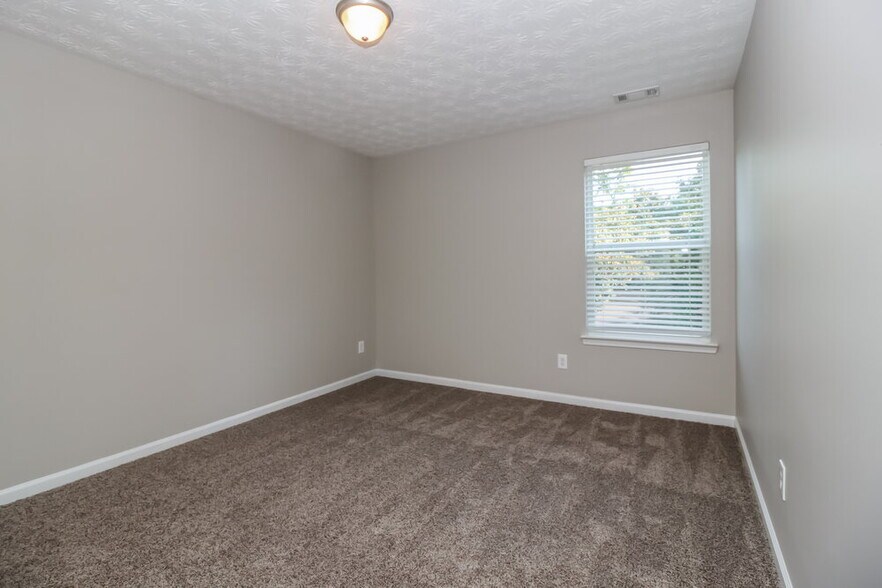 Building Photo - 5228 McEver View Dr