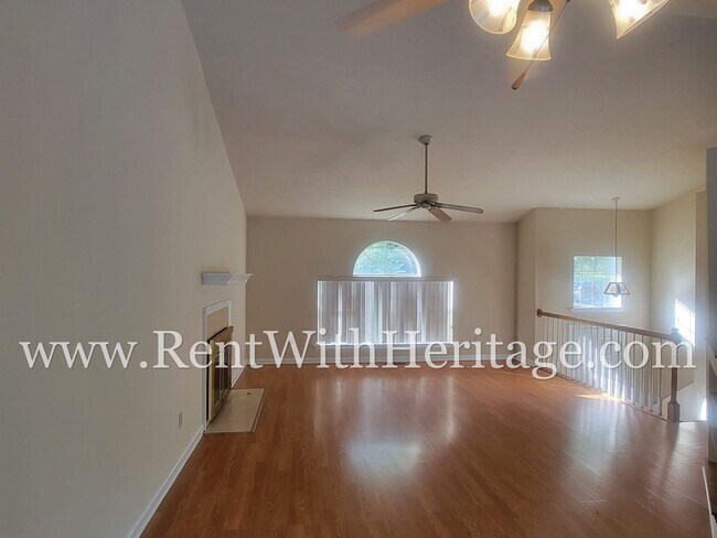 Building Photo - WOW!!!! GREAT HOME WITH PARTIAL FINISHED B...