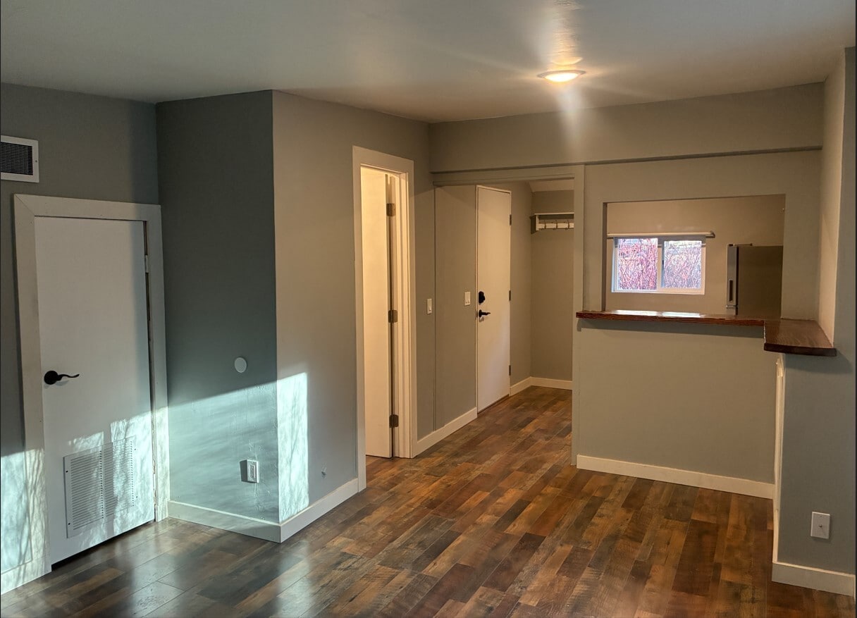 Building Photo - 1293 Co Rd 117