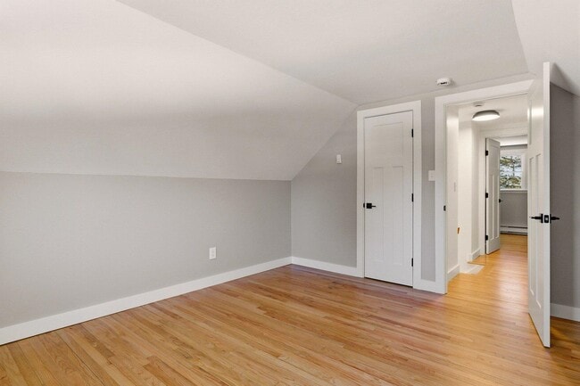 Building Photo - 29 Lovell Rd