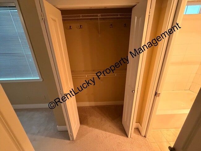 Building Photo - GREAT VIEWS! Lovely 2-Bedroom, 2 Bath Condo in Fantastic Fremont Area w/Garage Parking!!