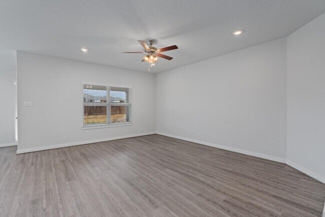 Building Photo - 4044 Legend Meadows