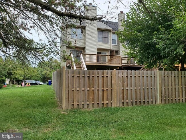 Building Photo - 6212 Briar Ct