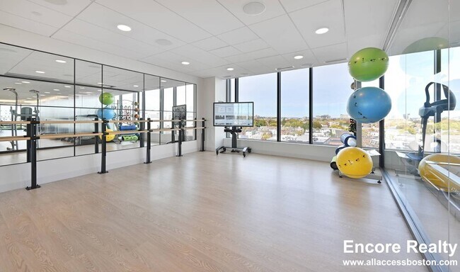 Building Photo - 425 Massachusetts Ave