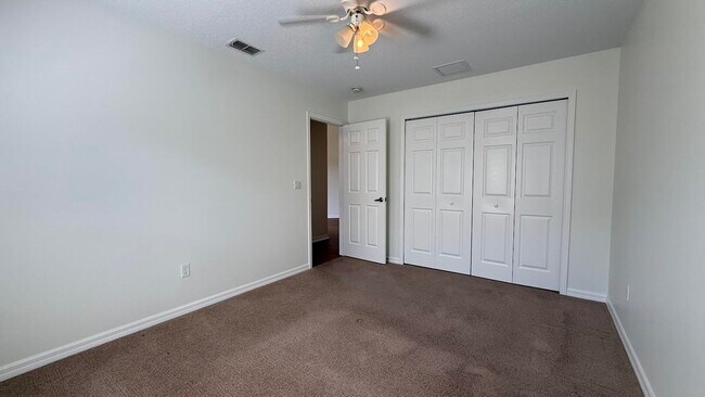 Building Photo - 515 South Valencia Cir SW