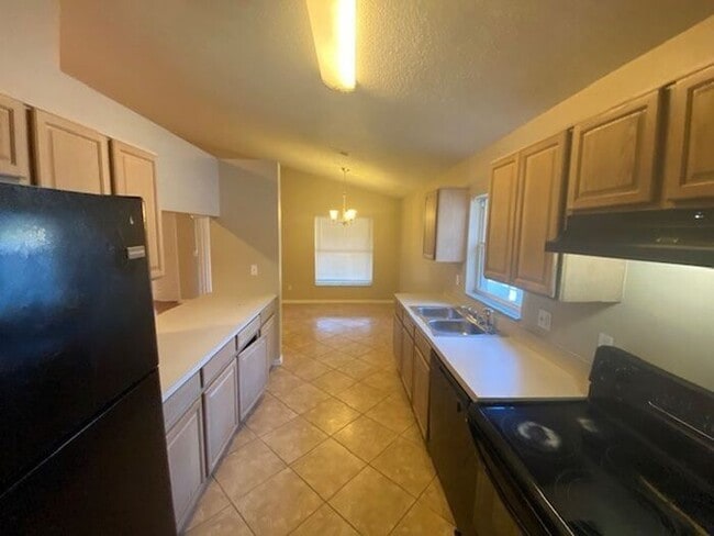 Building Photo - Magnolia Oaks Ridge in Apopka