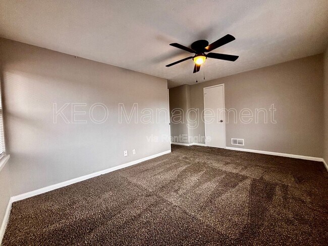 Building Photo - 1059 Wilmington Ave