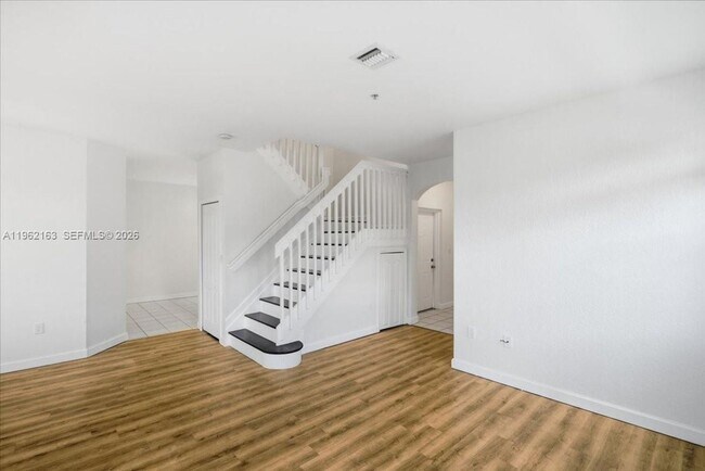 Building Photo - 4435 SW 160th Ave