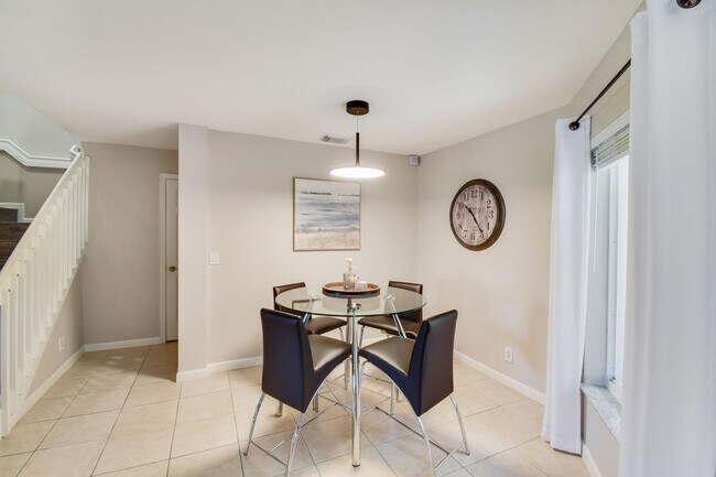 Building Photo - 6125 Eaton St