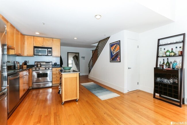 Building Photo - 468 Tehama St